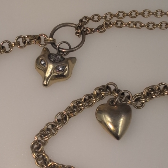 Stella & Dot Gold Link Charm Necklace With Fox And Heart Charms - Picture 4 of 7